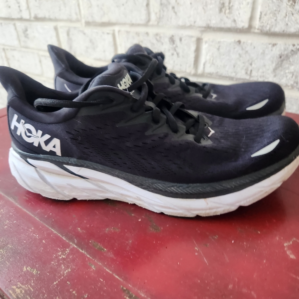 Hoka Clifton 8